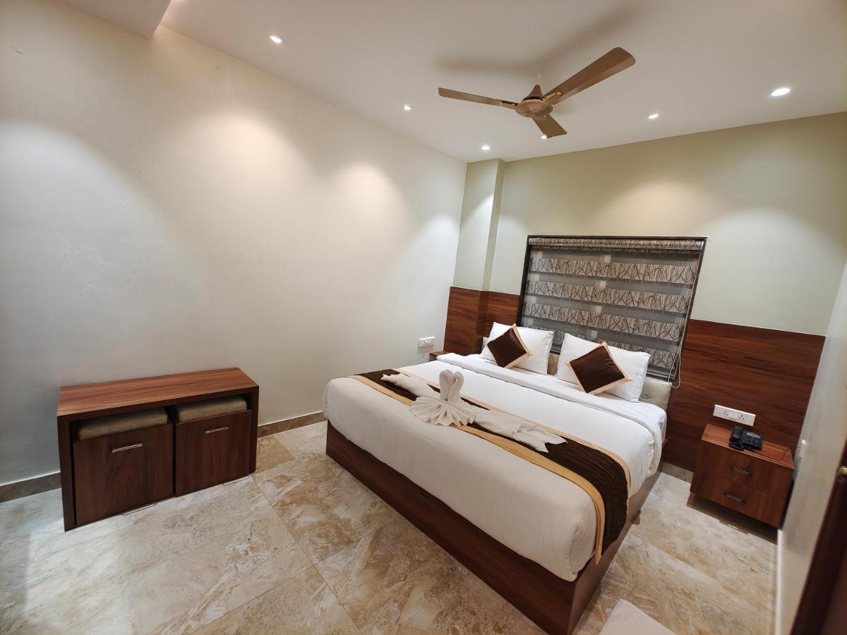 Hotel Thousand Pillars Warangal Exterior photo