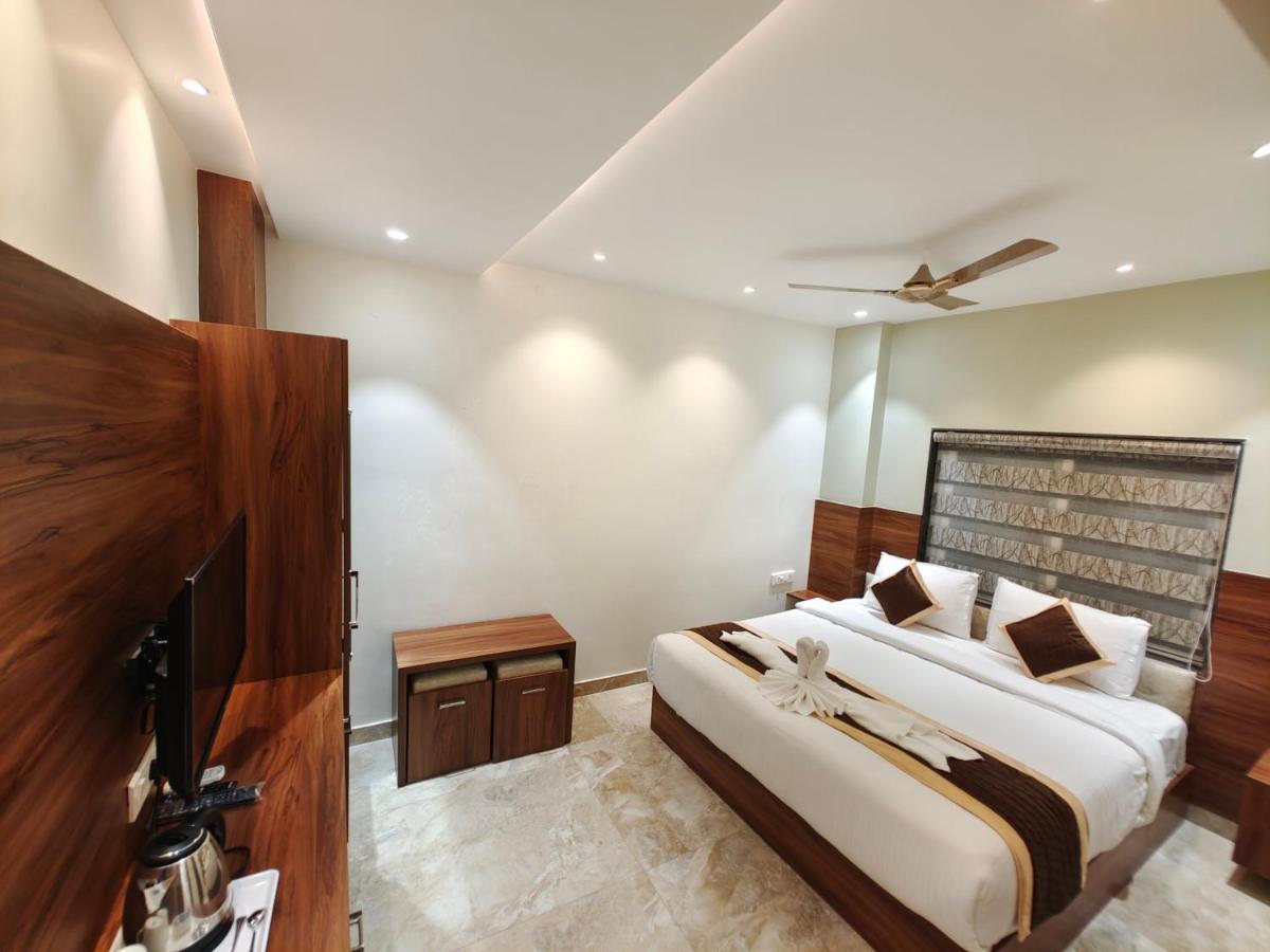 Hotel Thousand Pillars Warangal Exterior photo