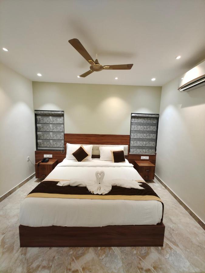Hotel Thousand Pillars Warangal Exterior photo